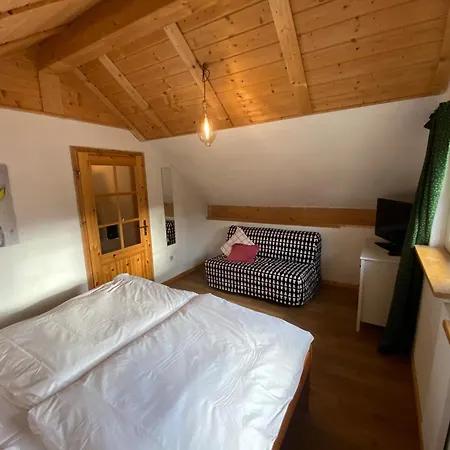 Villavoigt, Gezellig Familiehuis 度假居 *